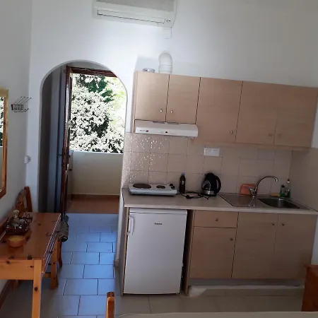 Guest house Zefyros Studios Damnoni